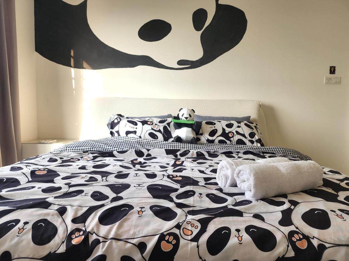 Appartamento Netflix Panda House 3B2R Rimbayu Kota Kemuning With Atari Games Teluk Panglima Garang Esterno foto